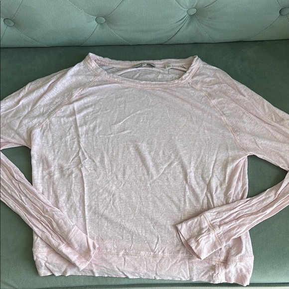 Vince Women's Light Pink Long Sleeve Top size large - Picture 1 of 6